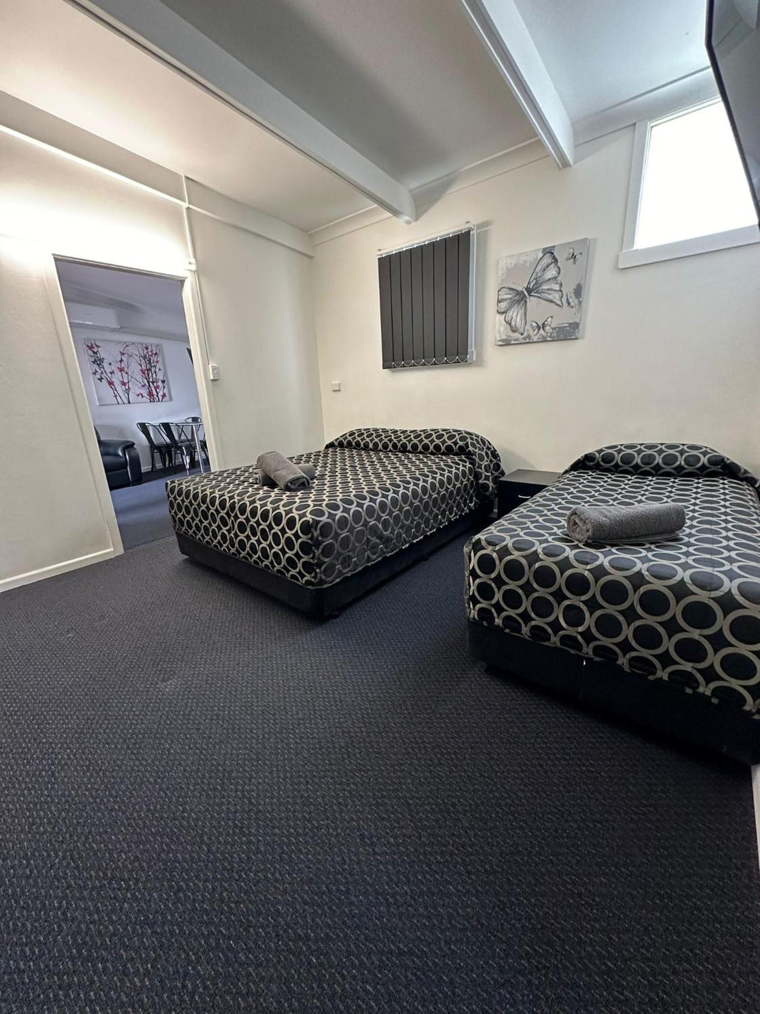 Twin Swans 4* Inverell